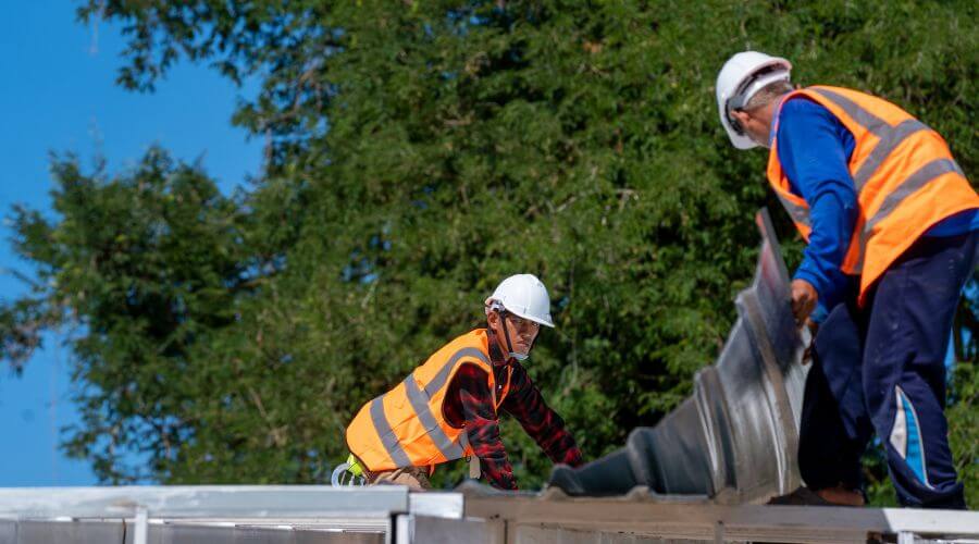 Professional Flat Roofing Installation in Creston, OH